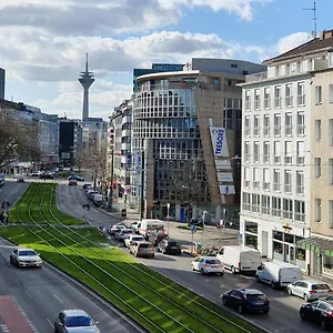  Apartment Graf-adolflux